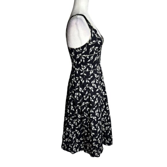 Gap Floral Sleeveless V Neck A Line Swing Dress Size 2 Black Side Zipper Lined - Picture 5 of 6